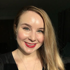 Meet your Posher, Savannah